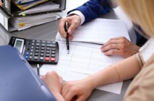 How to Maximize Profitability Outsourcing Your Books